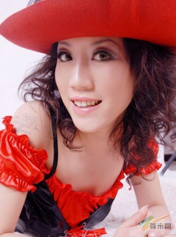 媒体曝光陈坤儿子妈 称抛儿8年后或将现身(图)