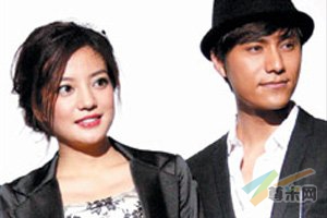 赵薇女儿满月酒仅邀王菲陈坤 “天后”酒醉当场
