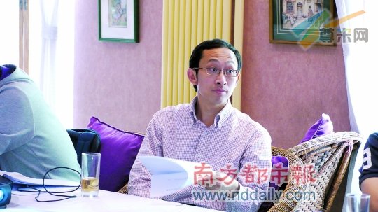 知名IT评论人黄亮新 