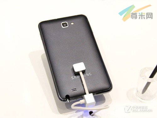 手机还是平板 三星GALAXY NOTE五寸屏 